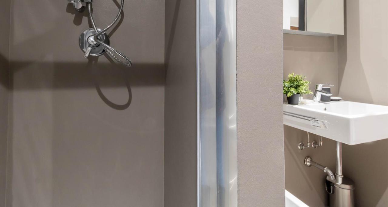 Joivy Spacious 1 Bedroom Apt Near S Agostino Metro Milan Luaran gambar